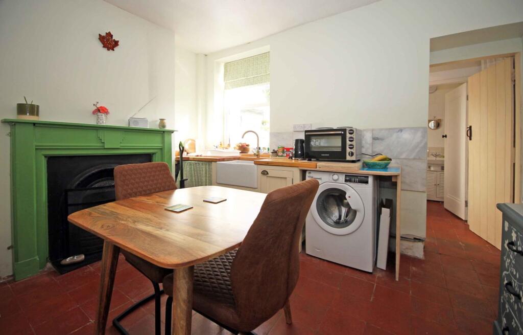 House in Llanfairfechan, Conwy - View 4