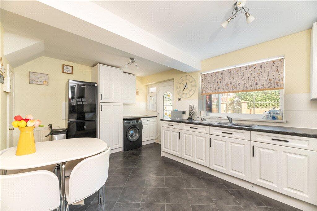 House in Leeds, Middleton - View 5