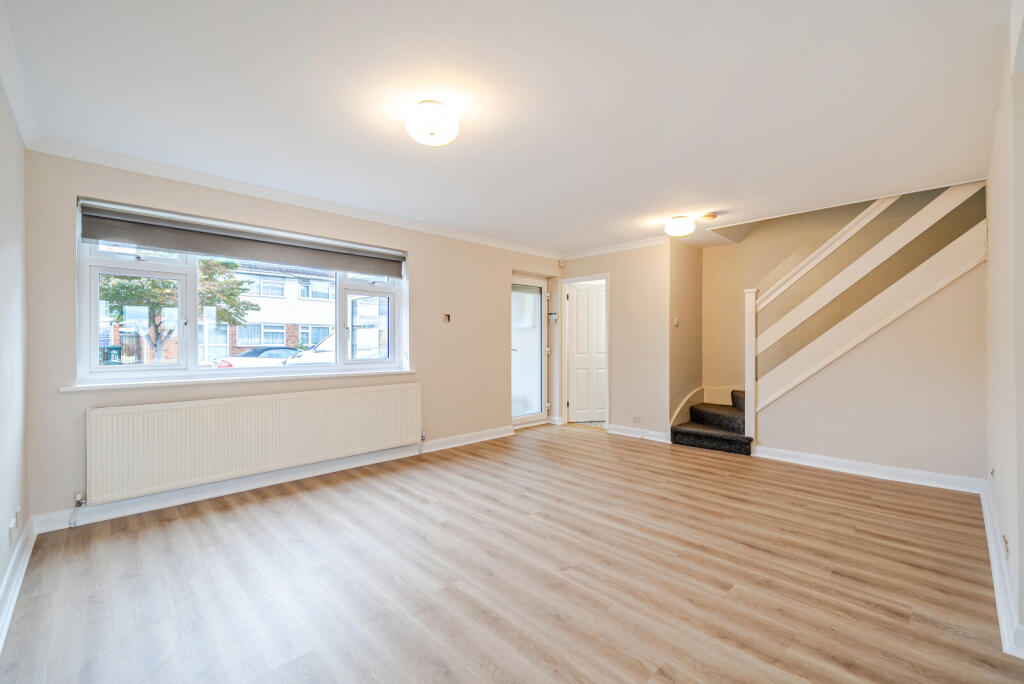 House in Spelthorne, Surrey - View 5