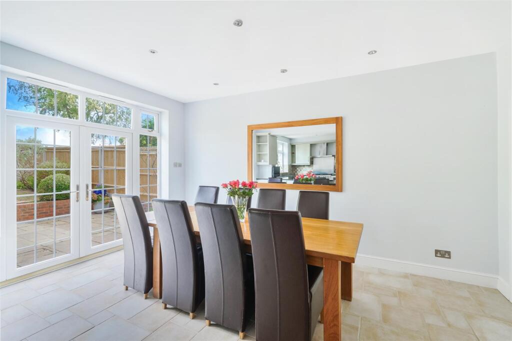 House in Epsom and Ewell, Ewell - View 4