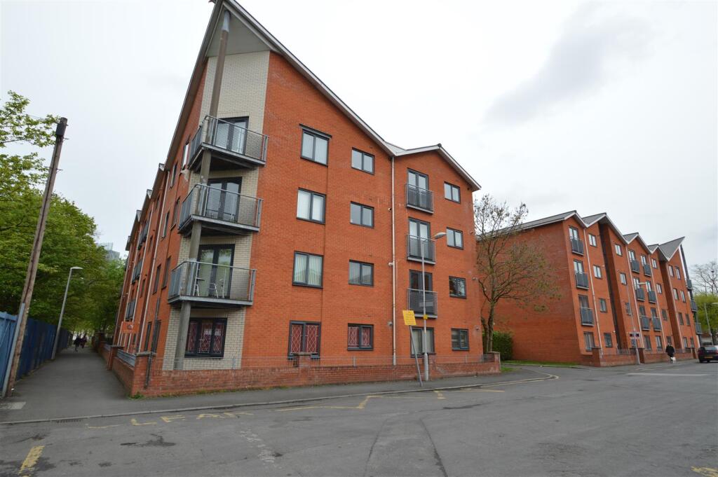 Main image of property: Newbold Walk, Manchester