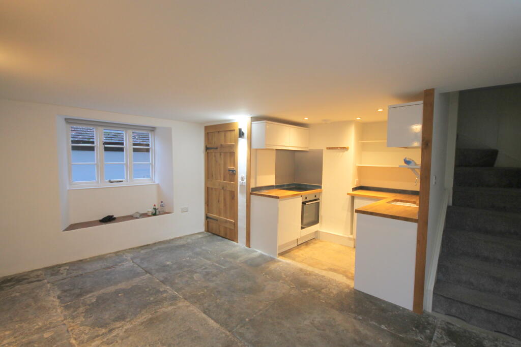 House in Sherborne, Dorset - View 4