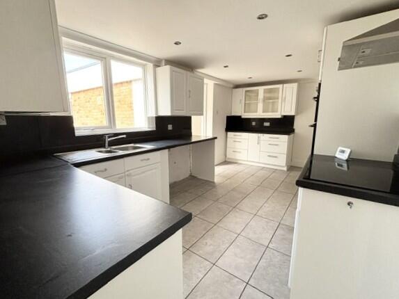 House in Chichester, Selsey - View 5