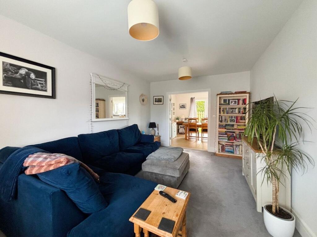 House in Salisbury - View 5
