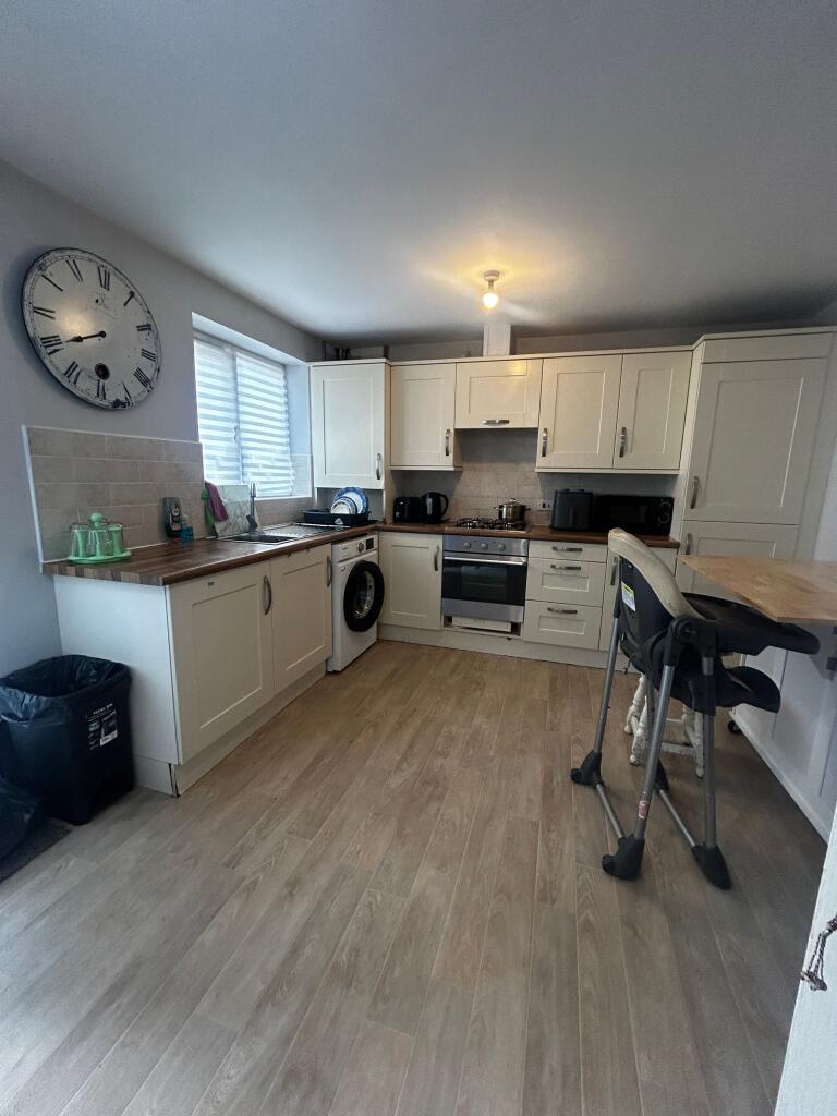 House in Kirklees, West Yorkshire - View 2
