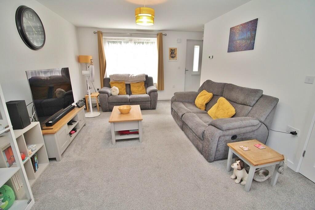 House in Havant, Emsworth - View 3
