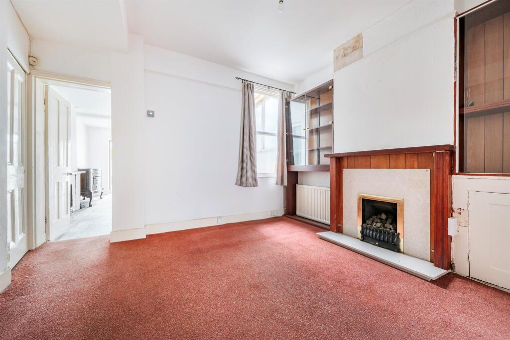 Apartment in London, Southbury - View 4