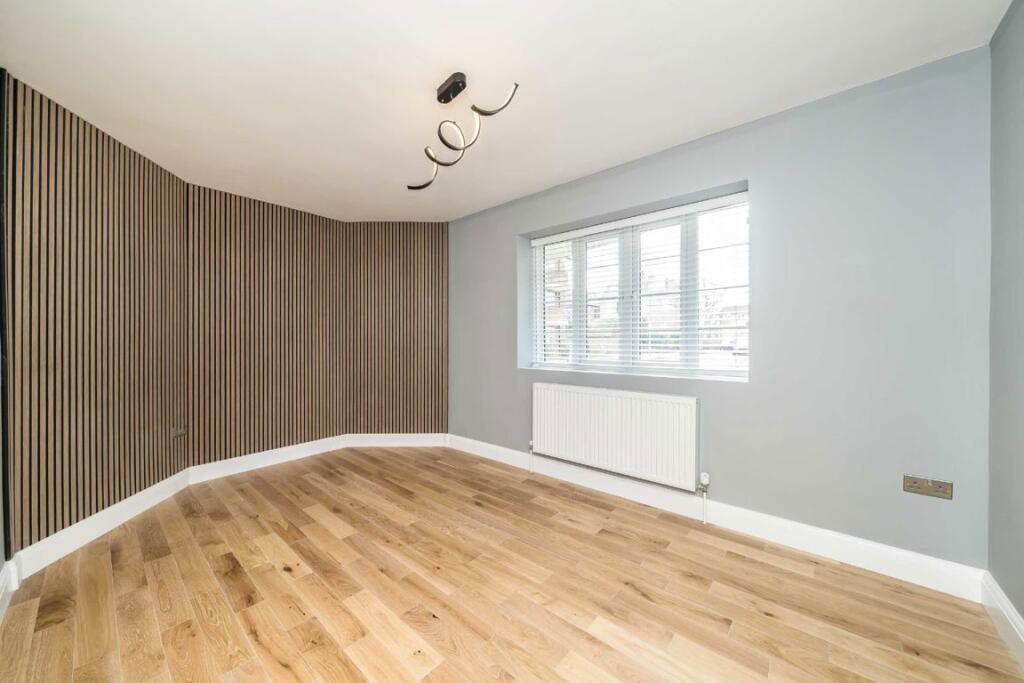 Main image of property: The Limes, Limes Gardens