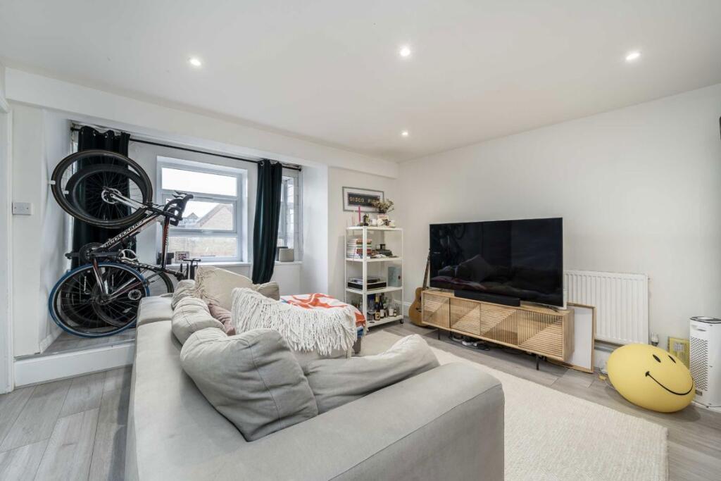 Main image of property: Peckham High Street, Peckham