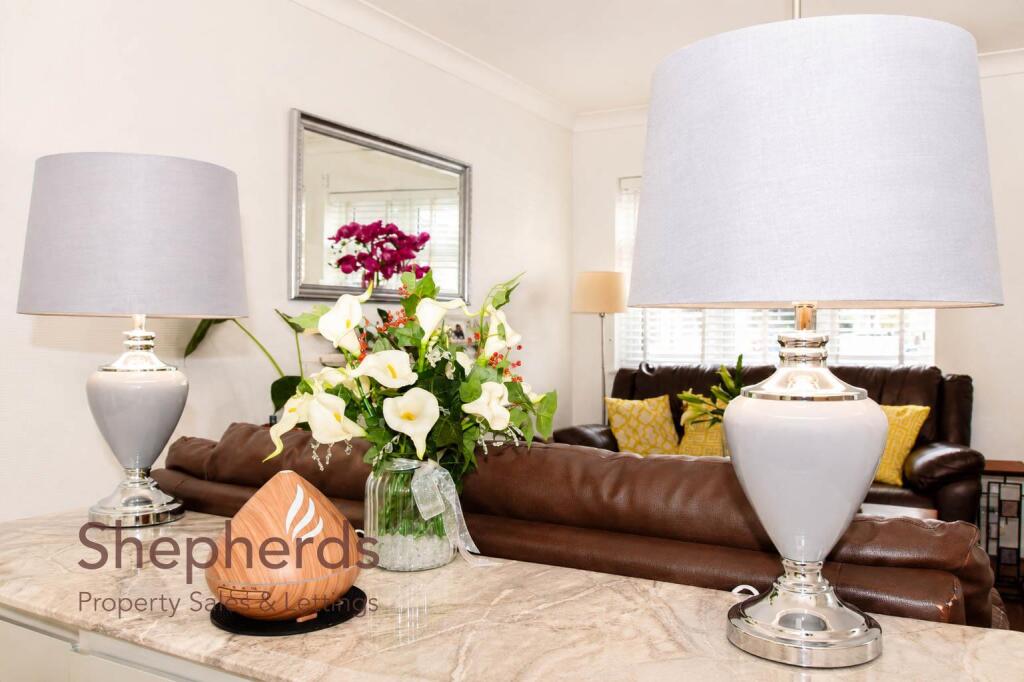House in Broxbourne, Churchgate - View 4