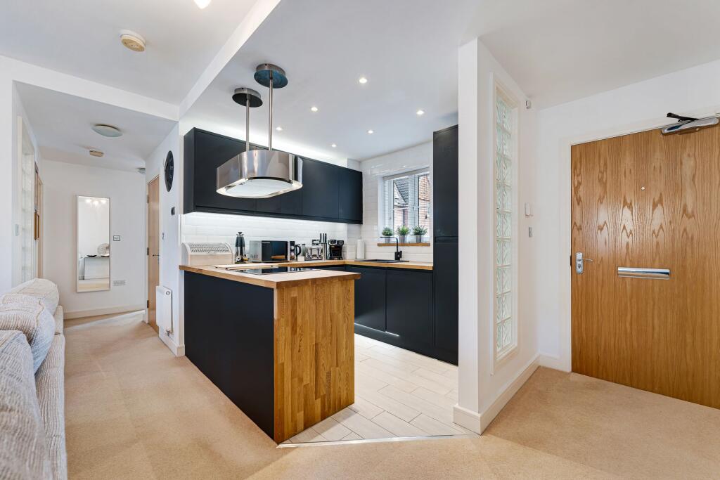 Apartment in Warrington - View 4