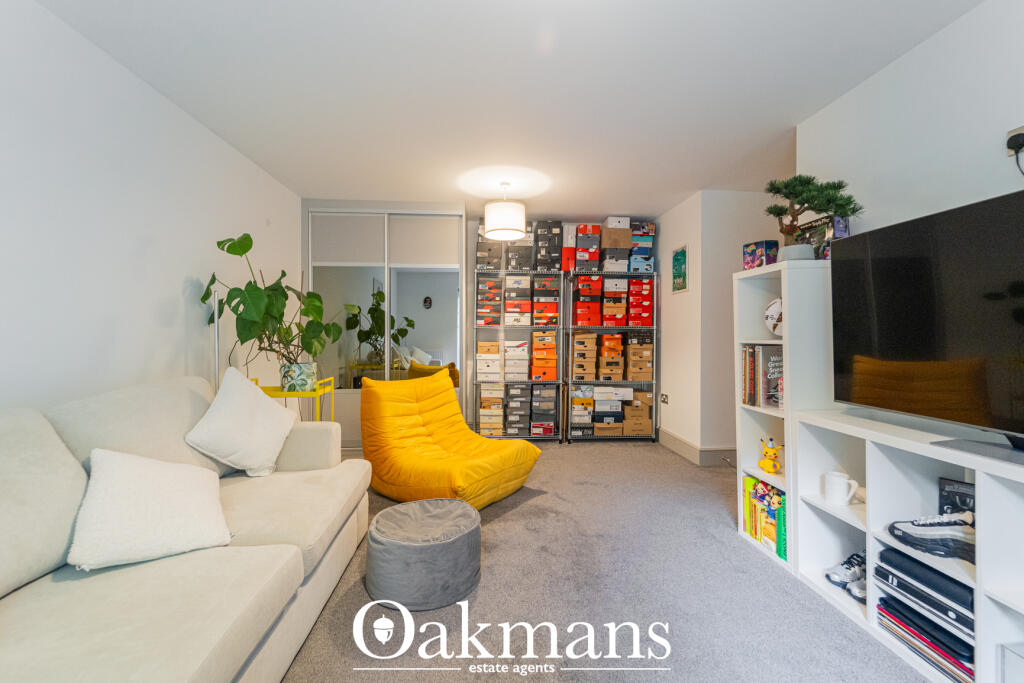 Apartment in Birmingham, The Calthorpe Estate, Harborne - View 5