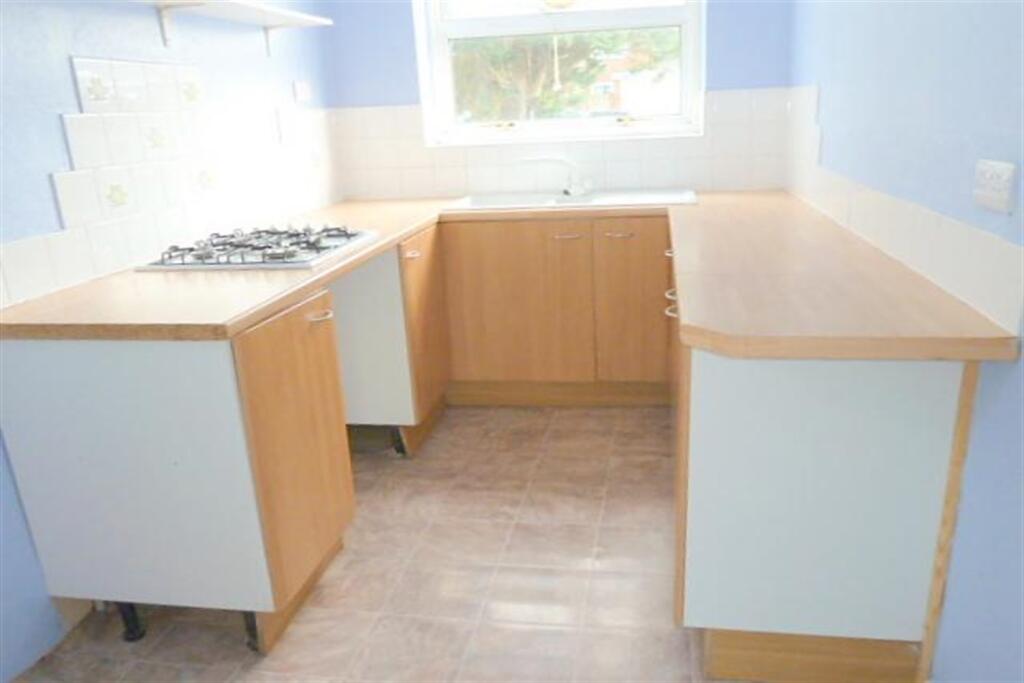 Lynholm Road, Polegate, BN26 photo 5