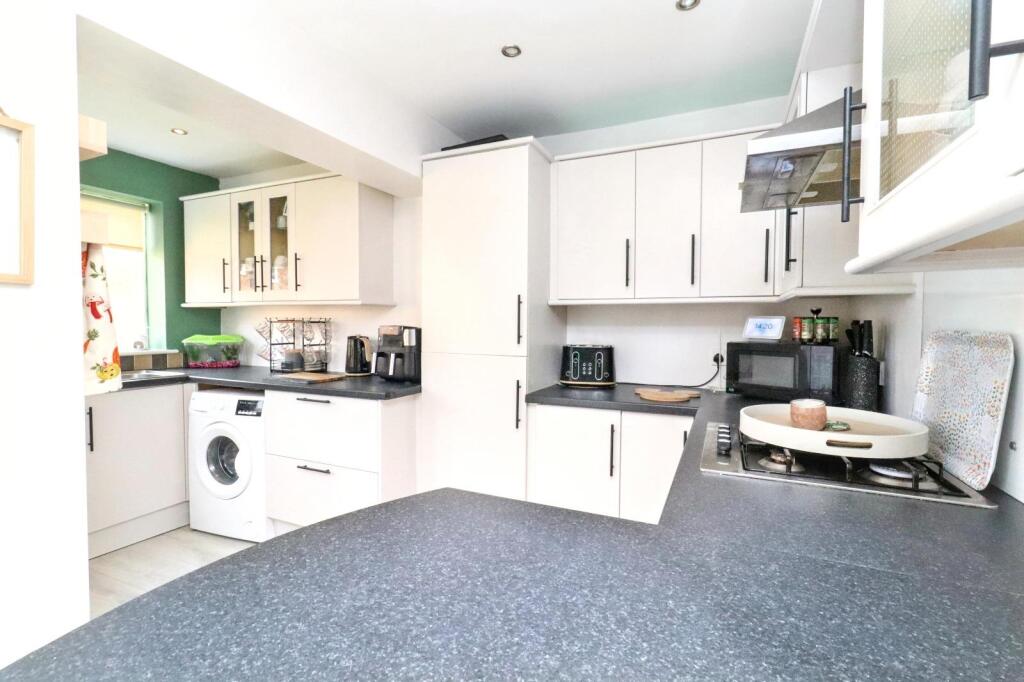 Brookfield Road, Fairfield, Stockton-On-Tees, TS19 7NR photo 4