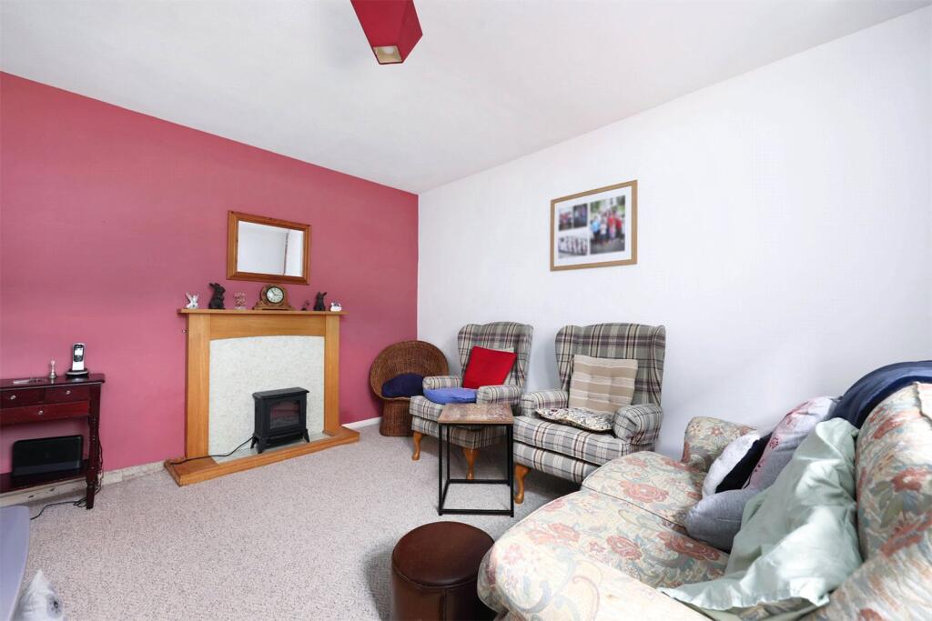 House in Plymouth - View 4