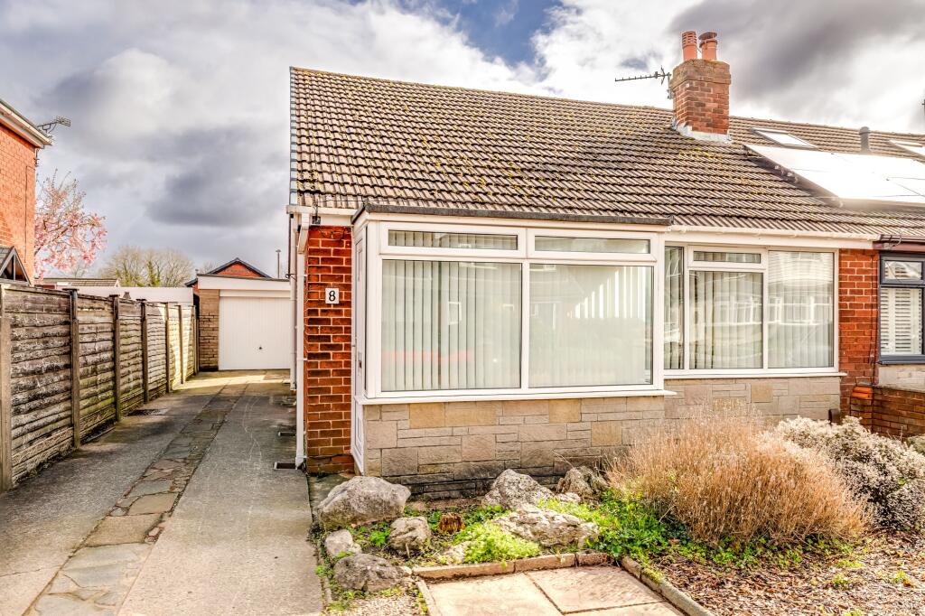 Main image of property: Fernlea Grove, Ashton-In-Makerfield, WN4