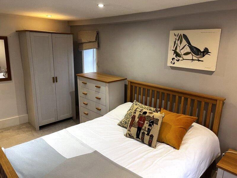 Main image of property: 8 Paddock Road, Caversham, RG4