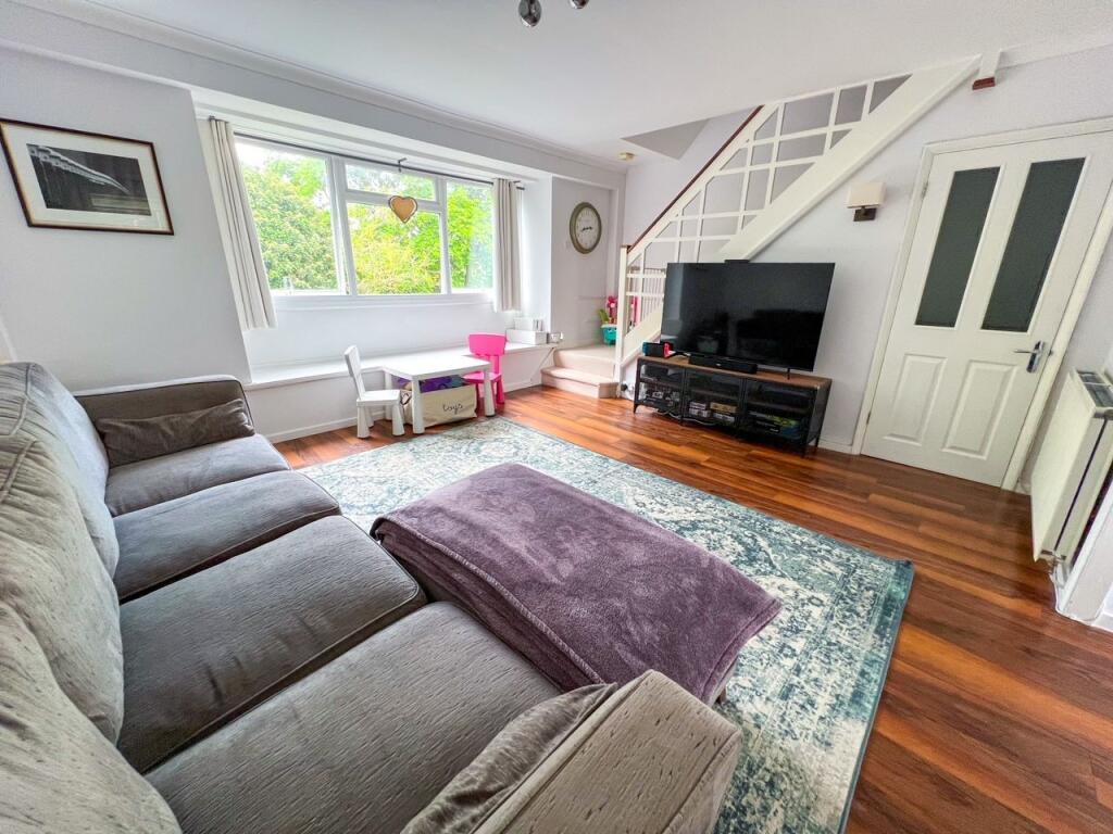 Apartment in Kingston upon Thames - View 5