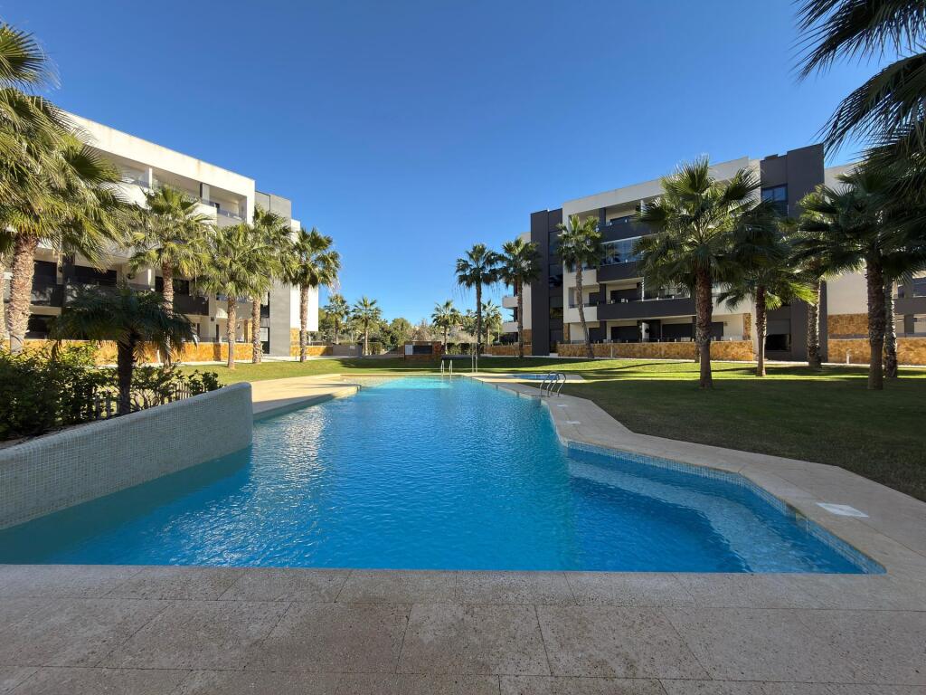Main image of property: Valencia, Alicante, Los Altos