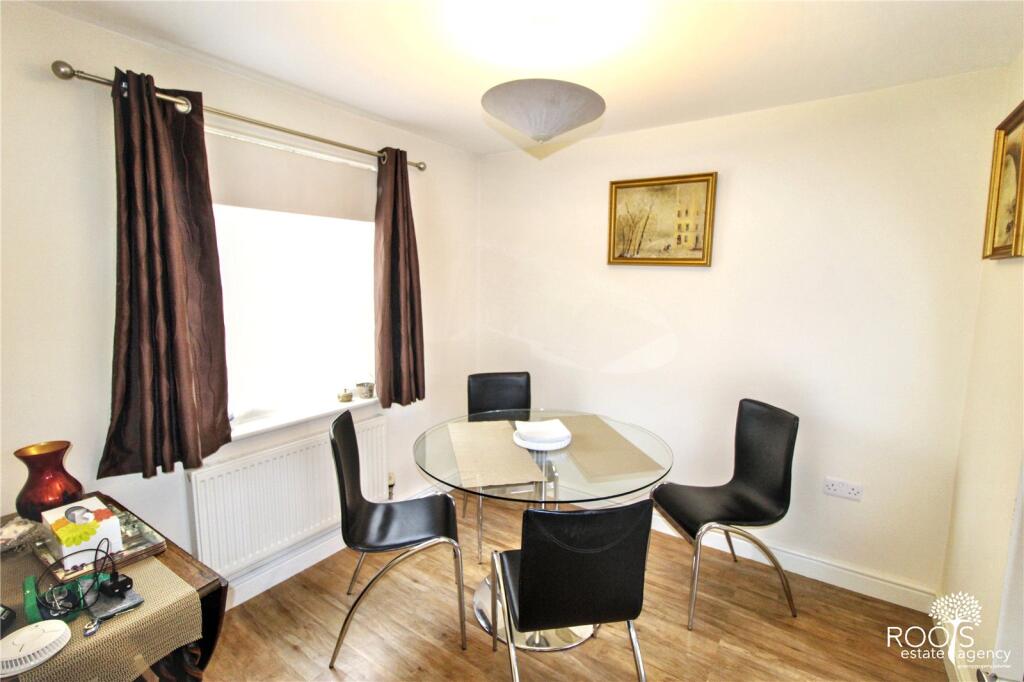 House in Thatcham, West Berkshire - View 5