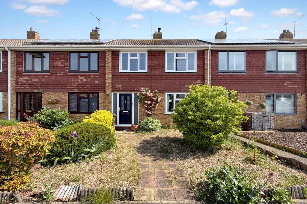 Main image of property: Twyford Close, Rainham, Gillingham, ME8