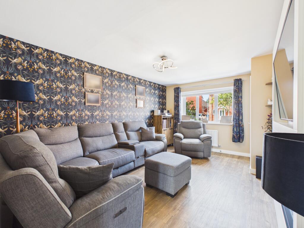 House in Taunton - View 3
