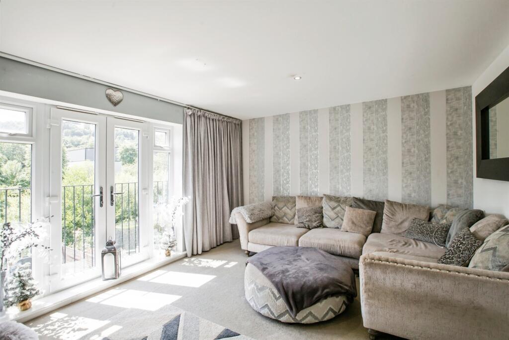 House in Calderdale, West Yorkshire - View 4