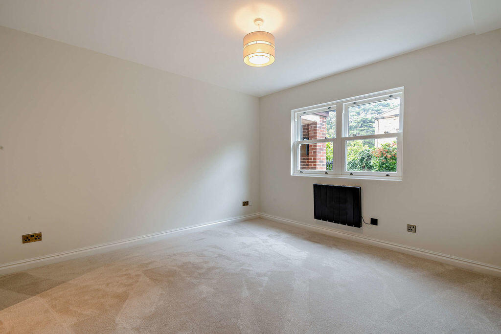 Apartment in Chester - View 4