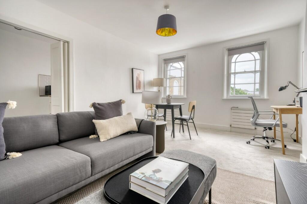 Main image of property: Milner Square, London, N1