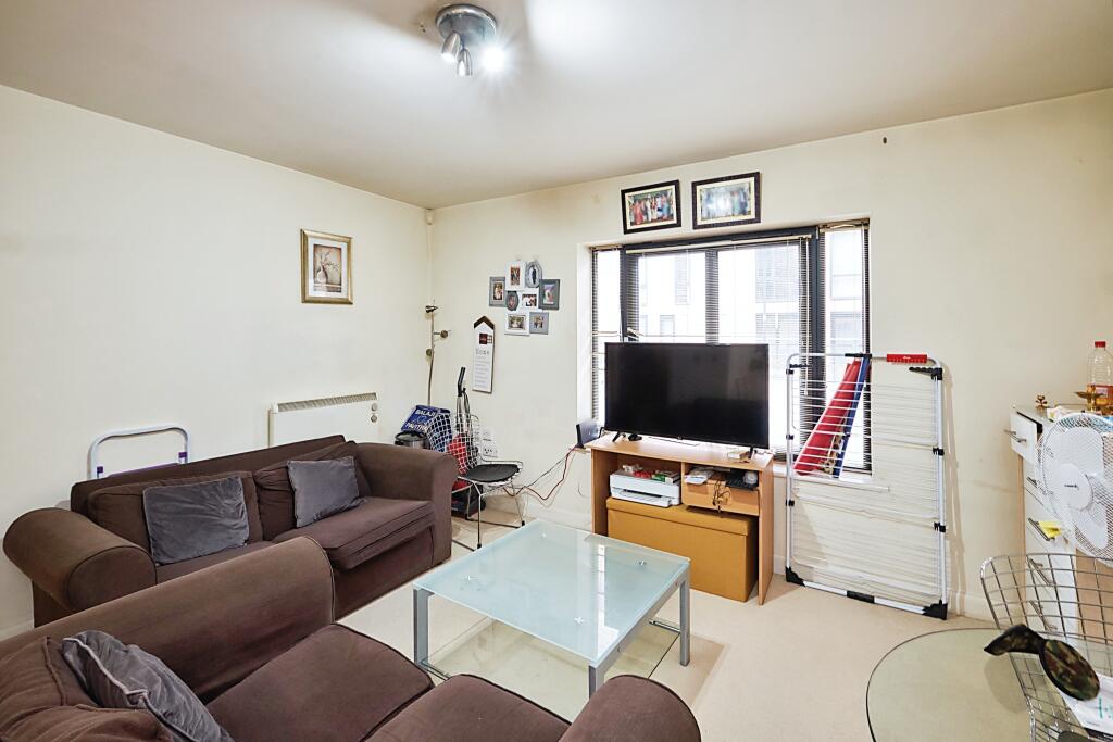 Apartment in Birmingham, West Midlands - View 5