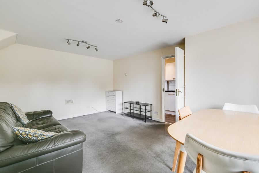 Apartment in London - View 4