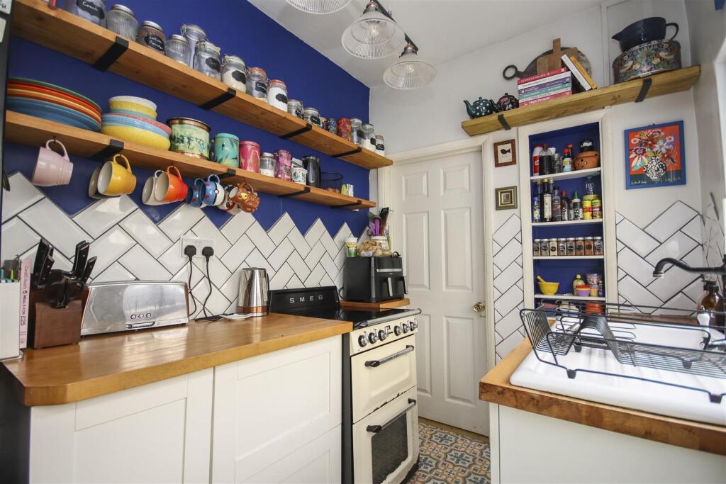 House in Wymington, Bedford - View 4