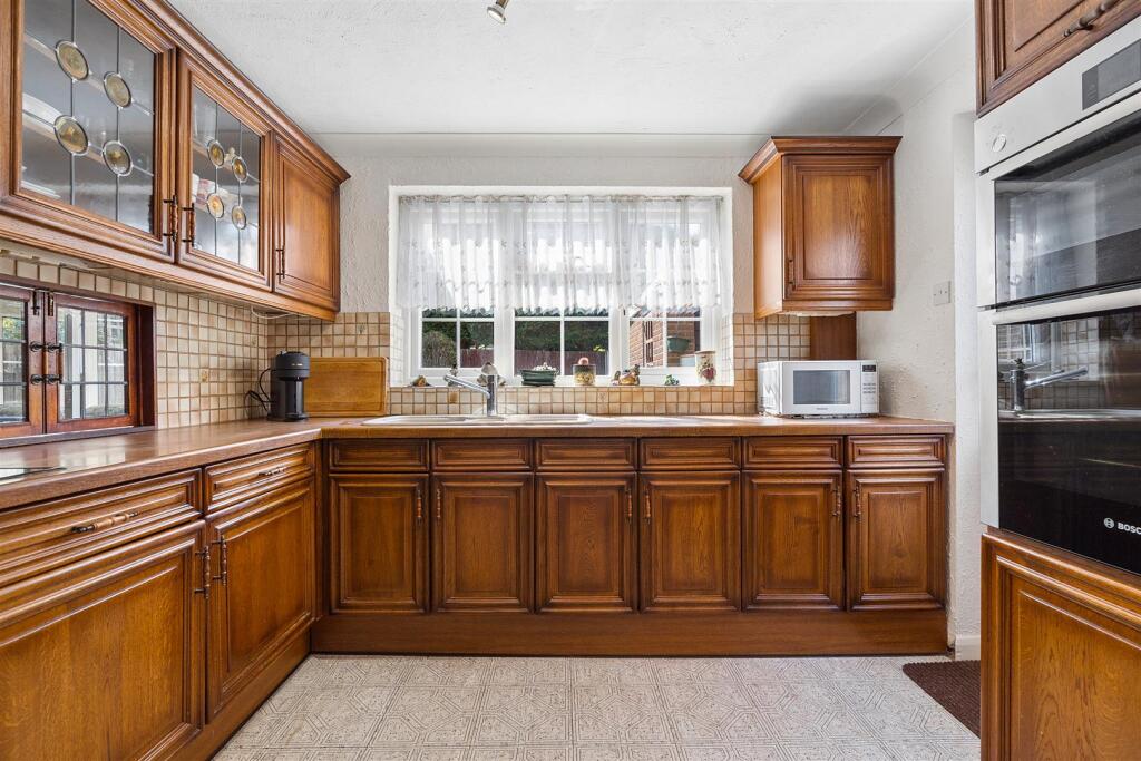 House in Sevenoaks, Hartley - View 5