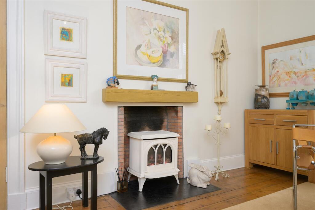 Apartment in Perth, Upper Craigie - View 5