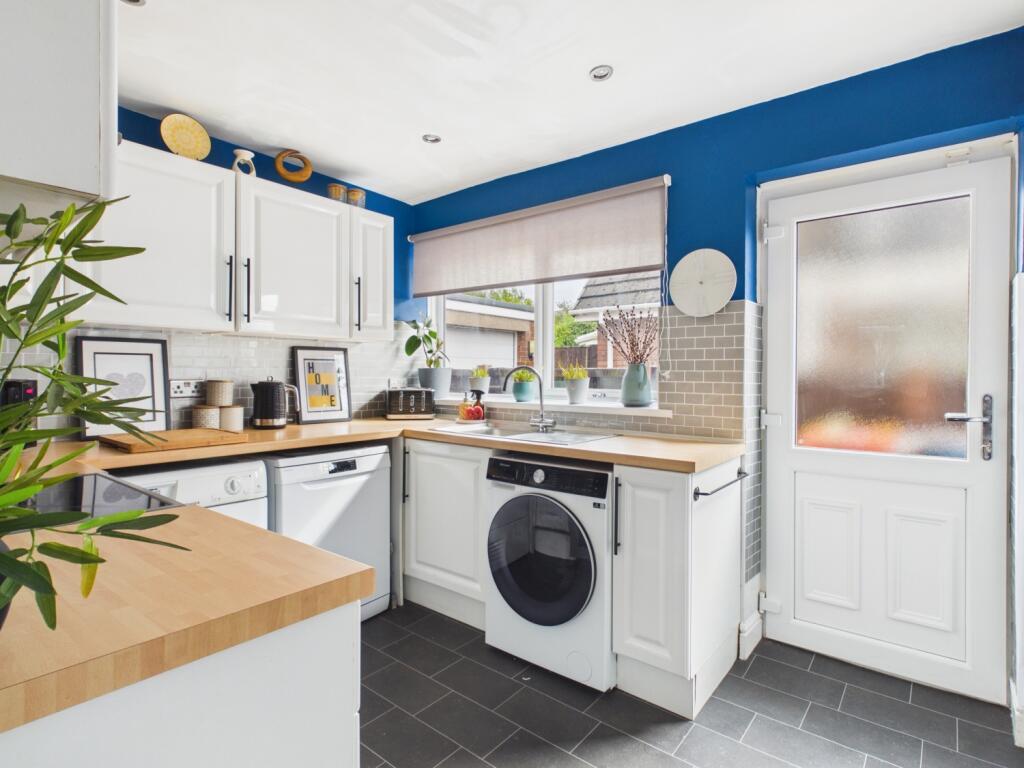House in Chester, Upton Heath, Upton-by-Chester - More