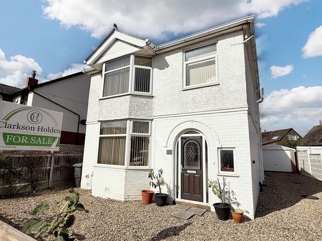 Main image of property: Tag Lane, Ingol, Preston, PR2 3TX