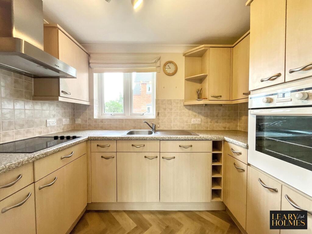 Apartment in South Tyneside, North East - View 3