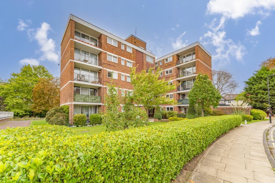 Main image of property: Green Vale, W5 