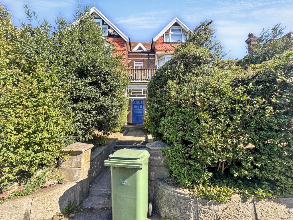 Apartment in Tonbridge - View 4