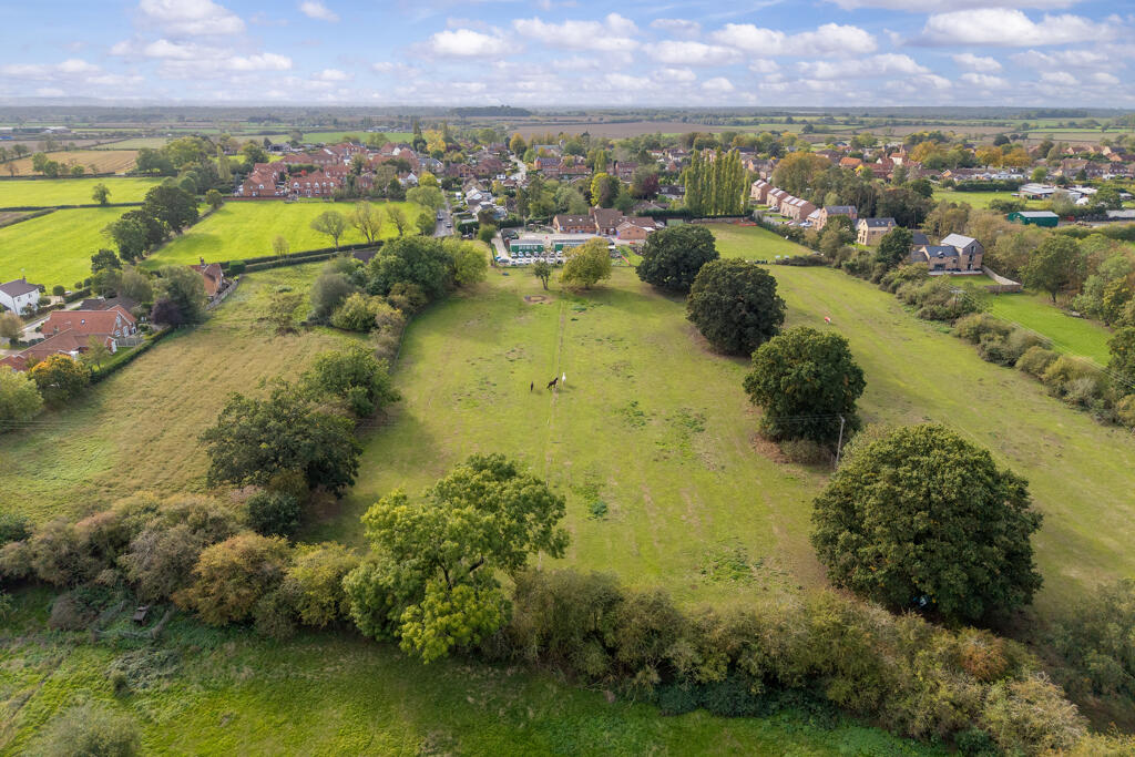 3.34 acre Building Plot, Off School Lane, Thorpe on the Hill, LN6 9BN - View 3