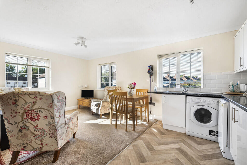 Apartment in London - More