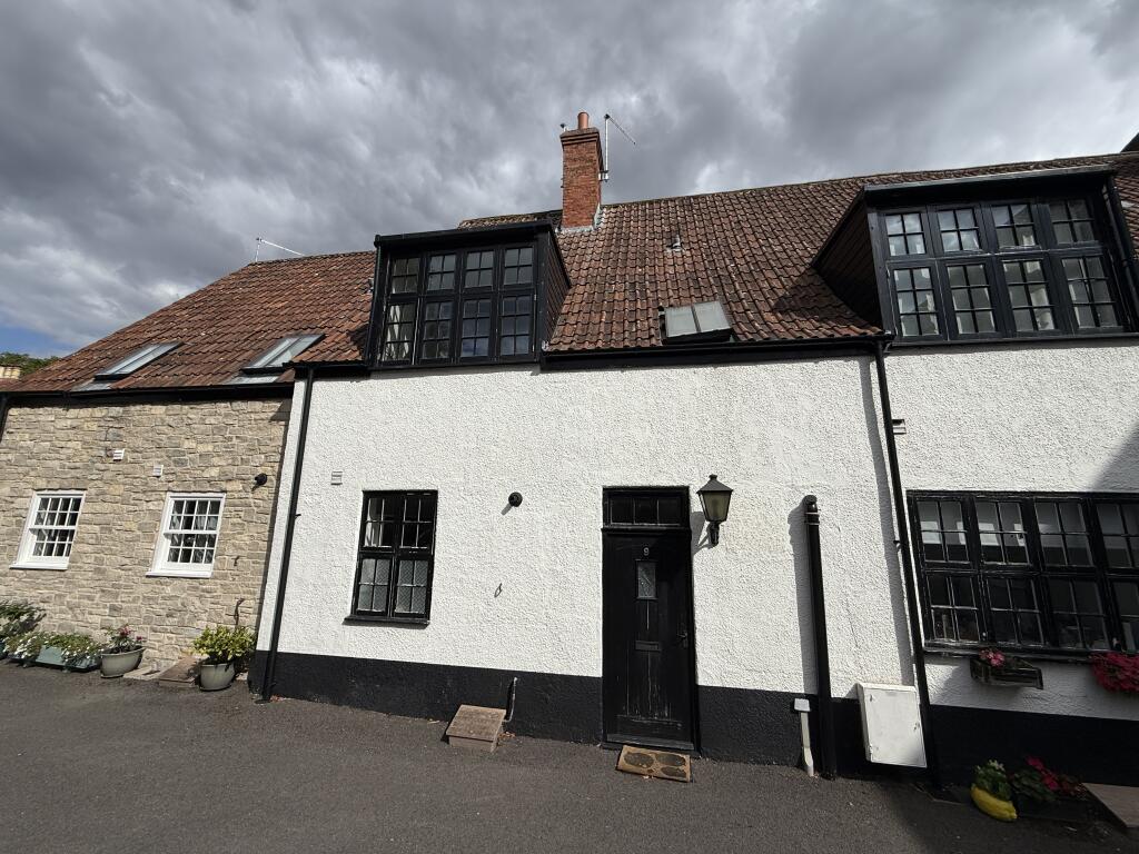 Main image of property: 9 Heritage Mews