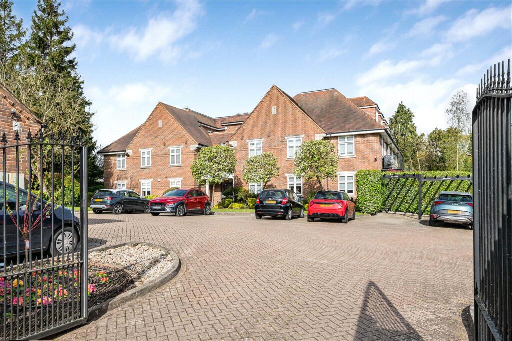 Main image of property: Gills Hill, Radlett, Hertfordshire, WD7