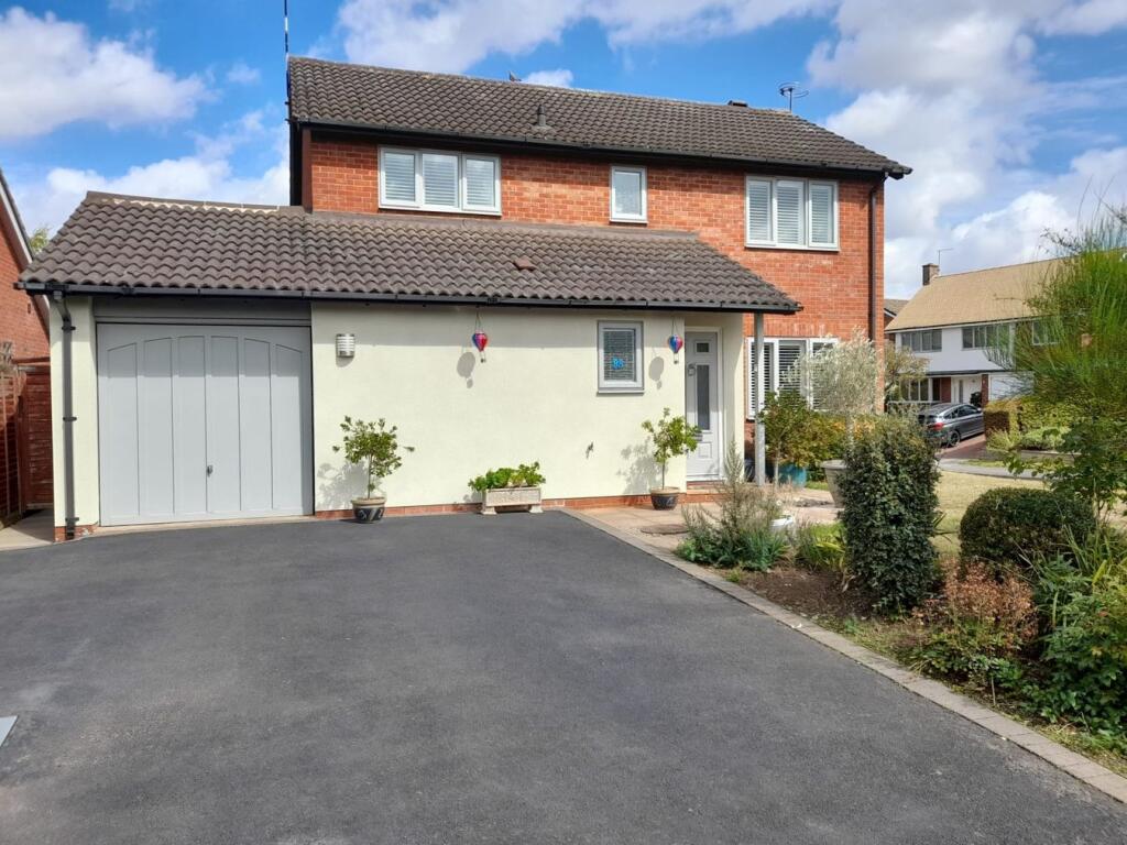 Main image of property: Bridgetown Road, Stratford-upon-Avon, CV37