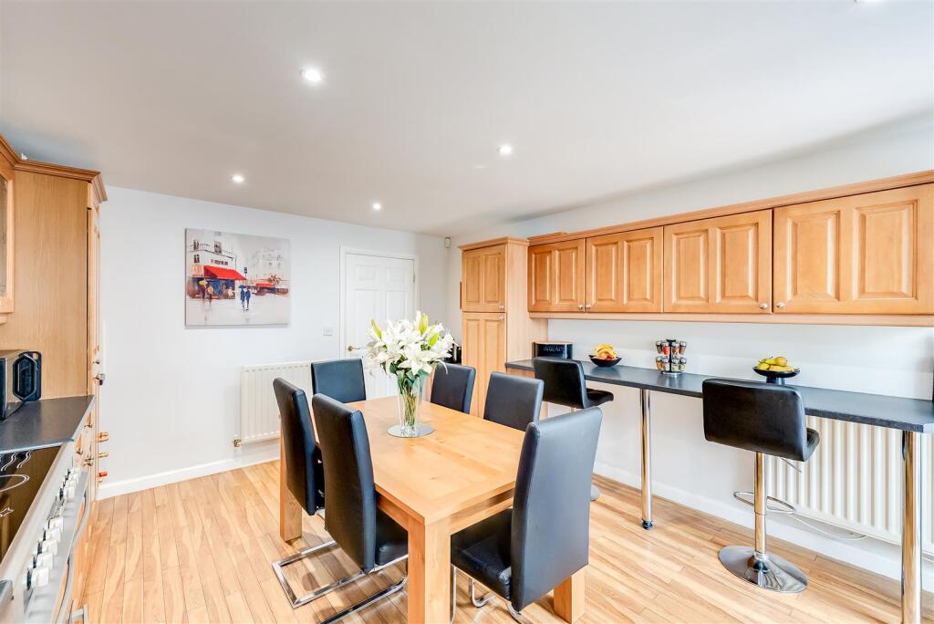 House in Dartford - View 4