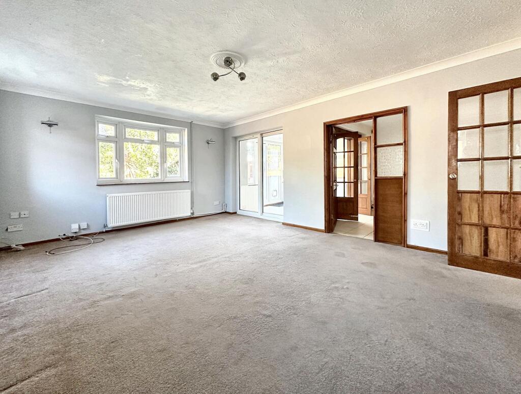 Crescent Drive South, Brighton, BN2 6RA photo 3