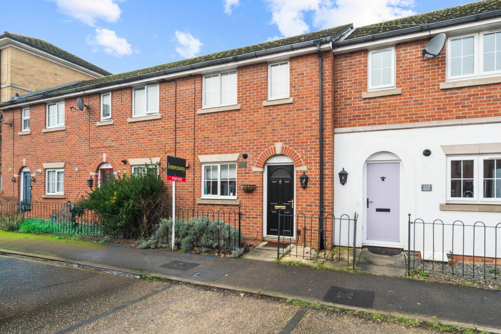Main image of property: Hadley Grange, Church Langley, Harlow, Essex, CM17
