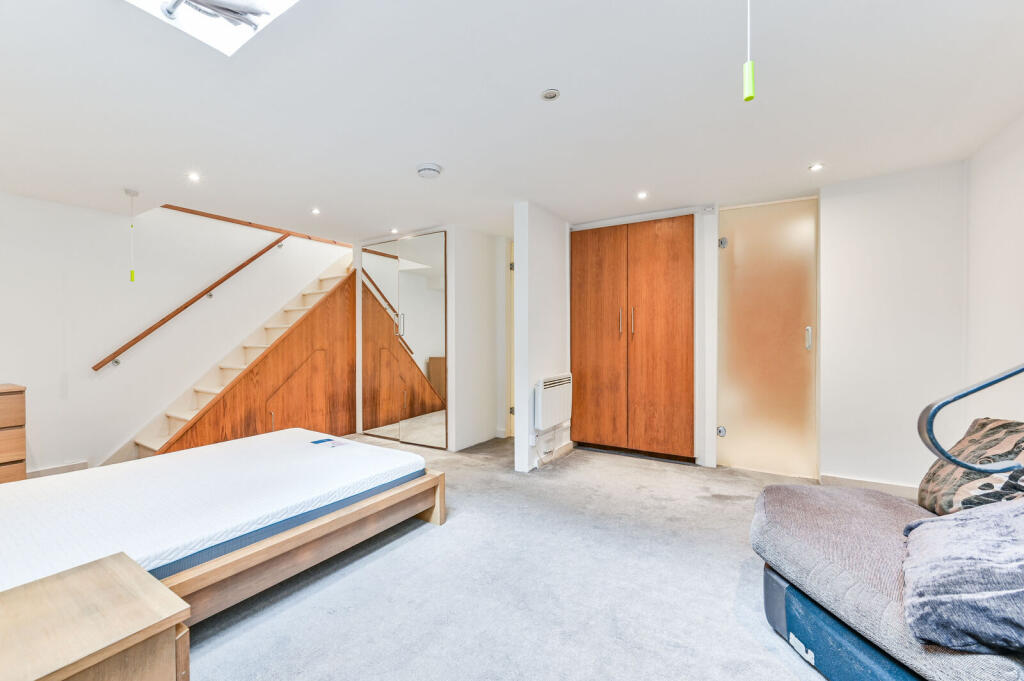 Apartment in London, Angel, Islington - View 4