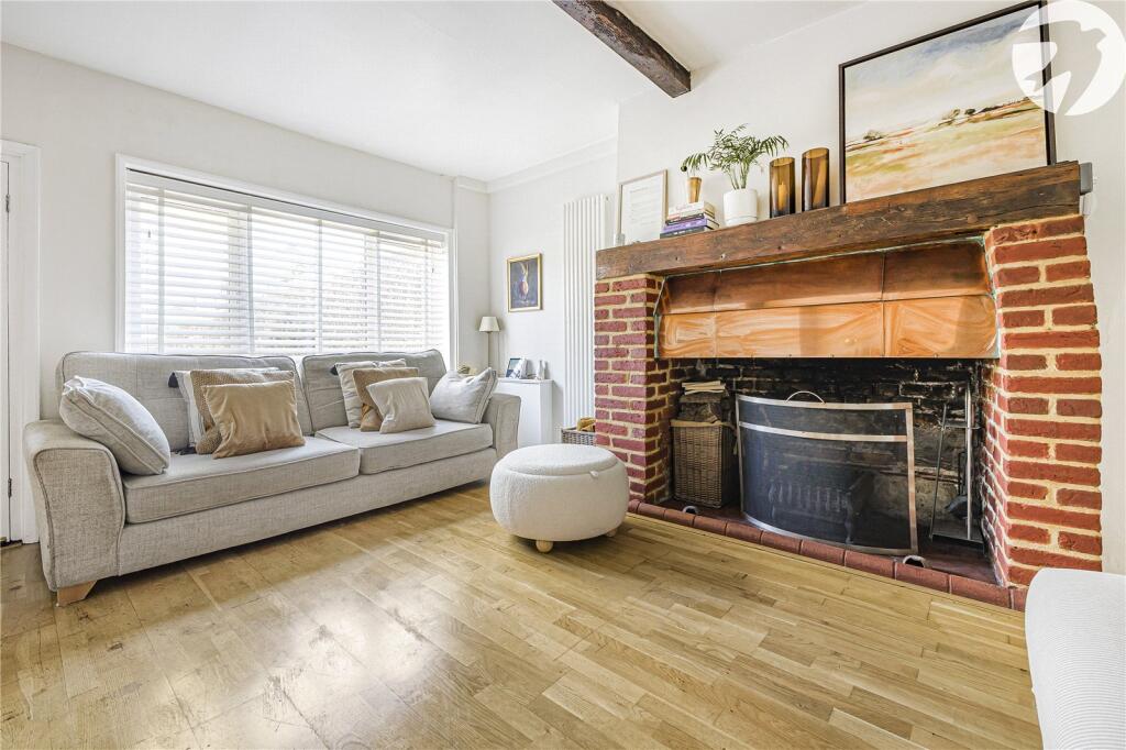 House in Sevenoaks, Farningham - View 3