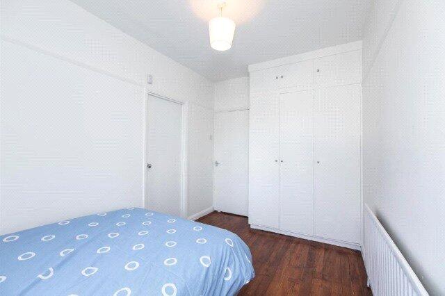 Apartment in London, North Kensington - More